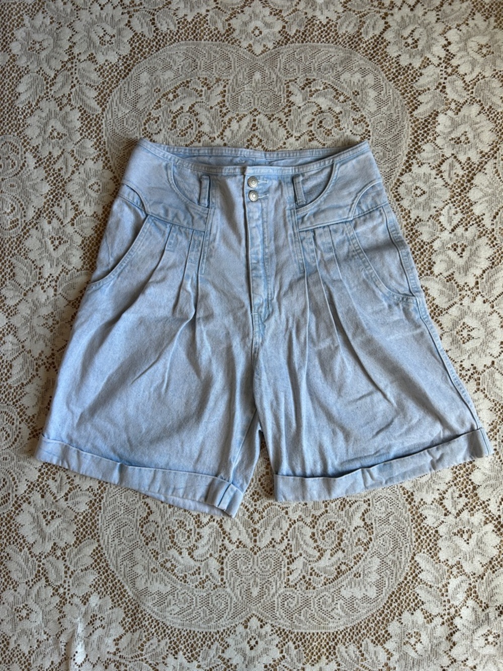 1980s/90s Nuovo Detailed Western Jean Shorts, Light Wash, Size 31
